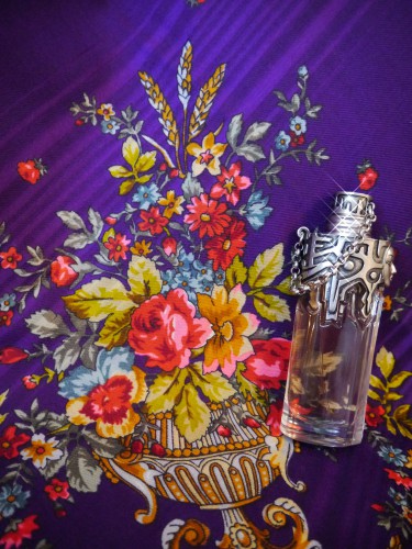 Womanity Thierry Mugler edp   и Утреннее сияние-15