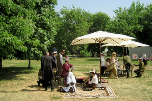 1914 - Аристократия. Пикник.