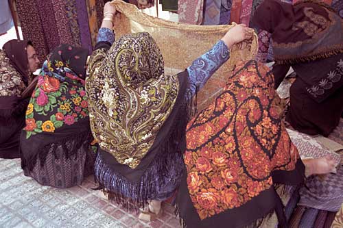 baharforghanifar-turkmenwomen.jpg