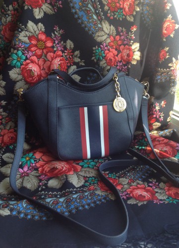 TOMMY HILFIGER
